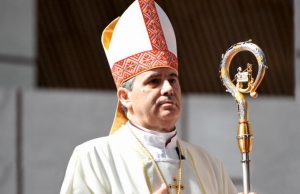 BISKUP TOMO VUKŠIĆ: Sramota je da u BiH Božić ili Svi Sveti nisu službeni praznici i neradni dani