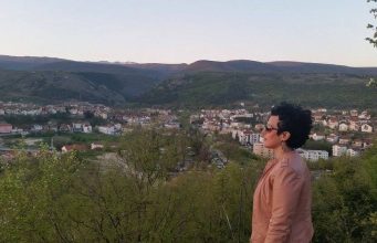 Sanijela Matković” Noć Poezije na Širokom Brijegu “Galerija Vrba”21.03(19h30¨;)