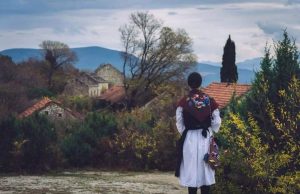 Stihovi: Ljiljana Tolj “JEDNOM DAVNO OTIŠLA SAM U SVIJET”