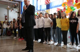 ŠIROKI BRIJEG: Osnovna škola u Biogracima proslavila “Dan škole”