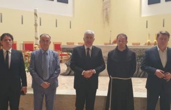 Predsjednik Čović posjetio Franjevački samostan i župu sv. Ante Padovanskog Humac-Ljubuški