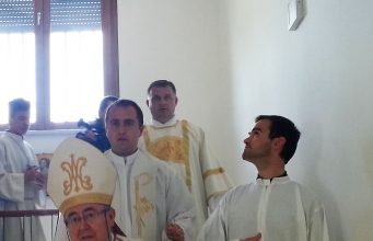 Fra Mario Knezović “Žele zatući Kardinala i katolike u BiH”