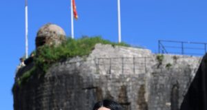 TJEDNI KOMENTAR Čast je i ponos biti suradnik u timu svjetske modne kreatorice Rade Krivokapić Radonjić.