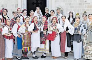 Za titulu najljepše borit će se 16 djevojaka i tako još jednom povezati Hrvate iz cijelog svijeta
