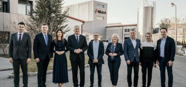 91df3c88-66bf-4cfd-83f5-d572ffb0ca87_0