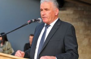 Miro Bosnjak 26.11.1995.Vecernji list