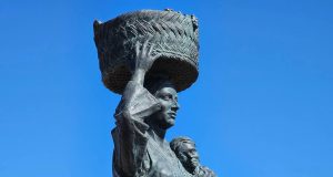 Stihovi za Tribunjsku težakinju