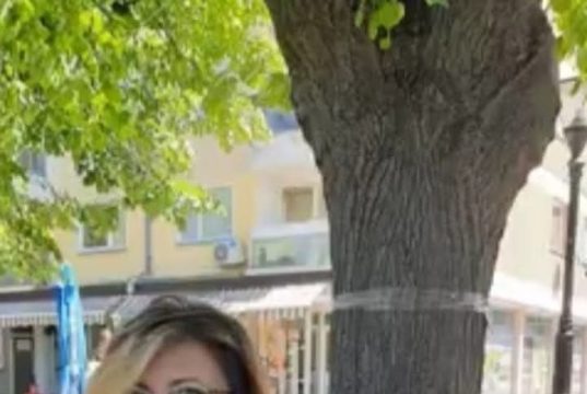 Ema Emili Antic..KUDIŠ ME..