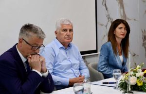 JAJCE: U fokusu razvojni projekti, zaštita Plivskih jezera i pripreme za Opće izbore 2026.