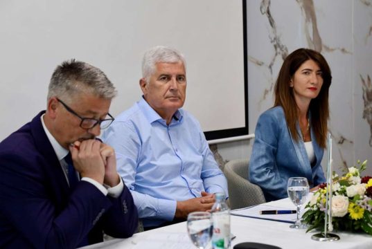 JAJCE: U fokusu razvojni projekti, zaštita Plivskih jezera i pripreme za Opće izbore 2026.