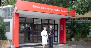 Predsjednica Buhač: Vlada nastavlja sa snažnim ulaganjima u škole, reformu i osuvremenjivanje nastavnoga procesa