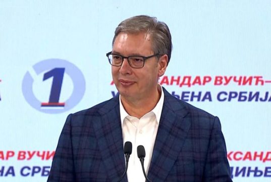 Vučić priznao poraz: Studentska lista mogla bi osvojiti do 140 mandata, SNS odlazi u oporbu