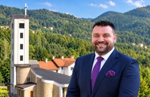 KOMUŠINA IMA RAZLOGA ZA PONOS, A HRVATI REPUBLIKE SRPSKE ZA NOVU NADU